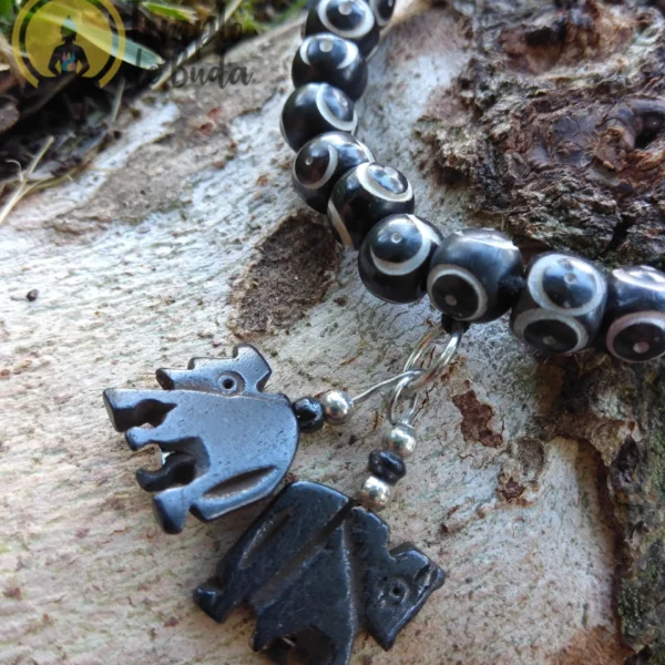 Antieke Tibetaanse zwarte helende armband