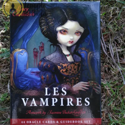 Óraculo Os Vampiros de Lucy Cavendish em Inglês