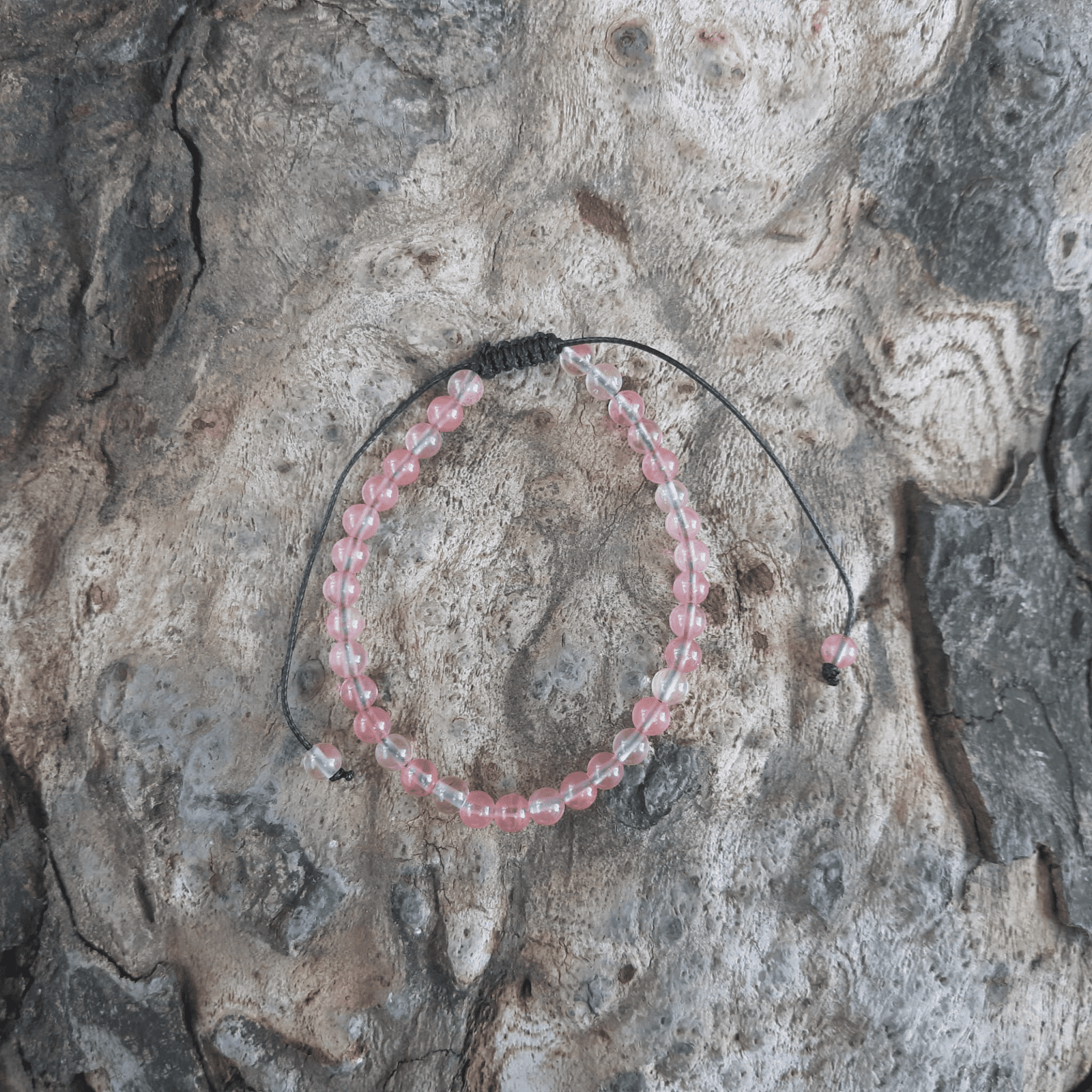 Pulseira de Quartzo Cereja com Cordão 4mm