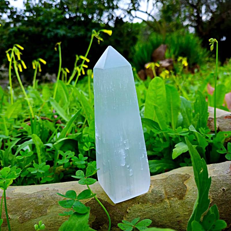 Ponta Selenite Obelisco 20 cm