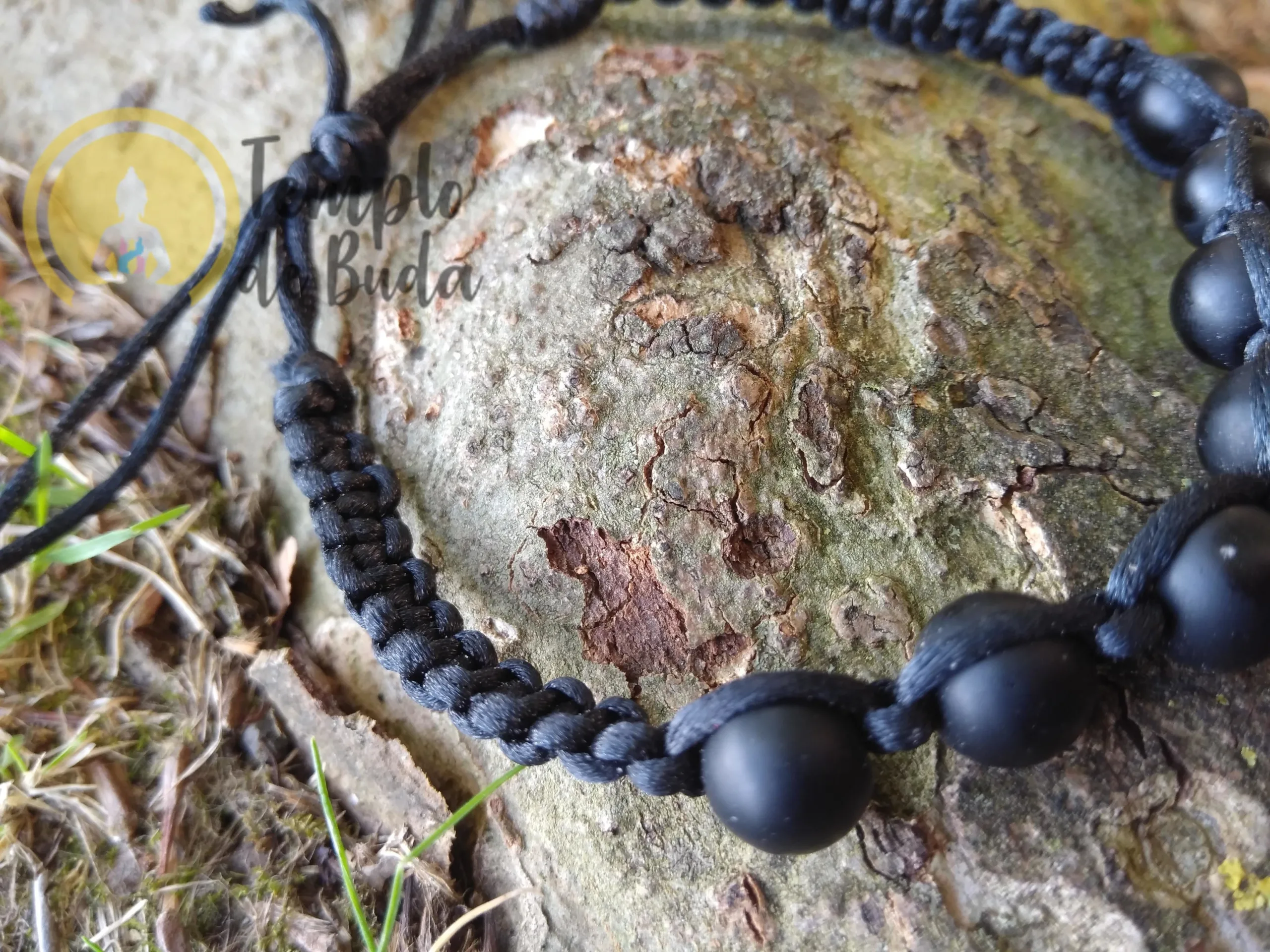 Pulseira de Shungita com cordão