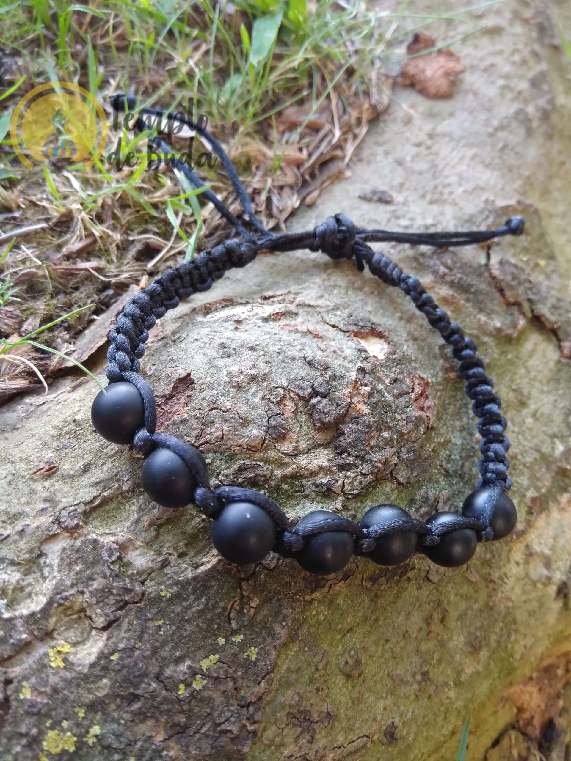 Pulseira de Shungita com cordão