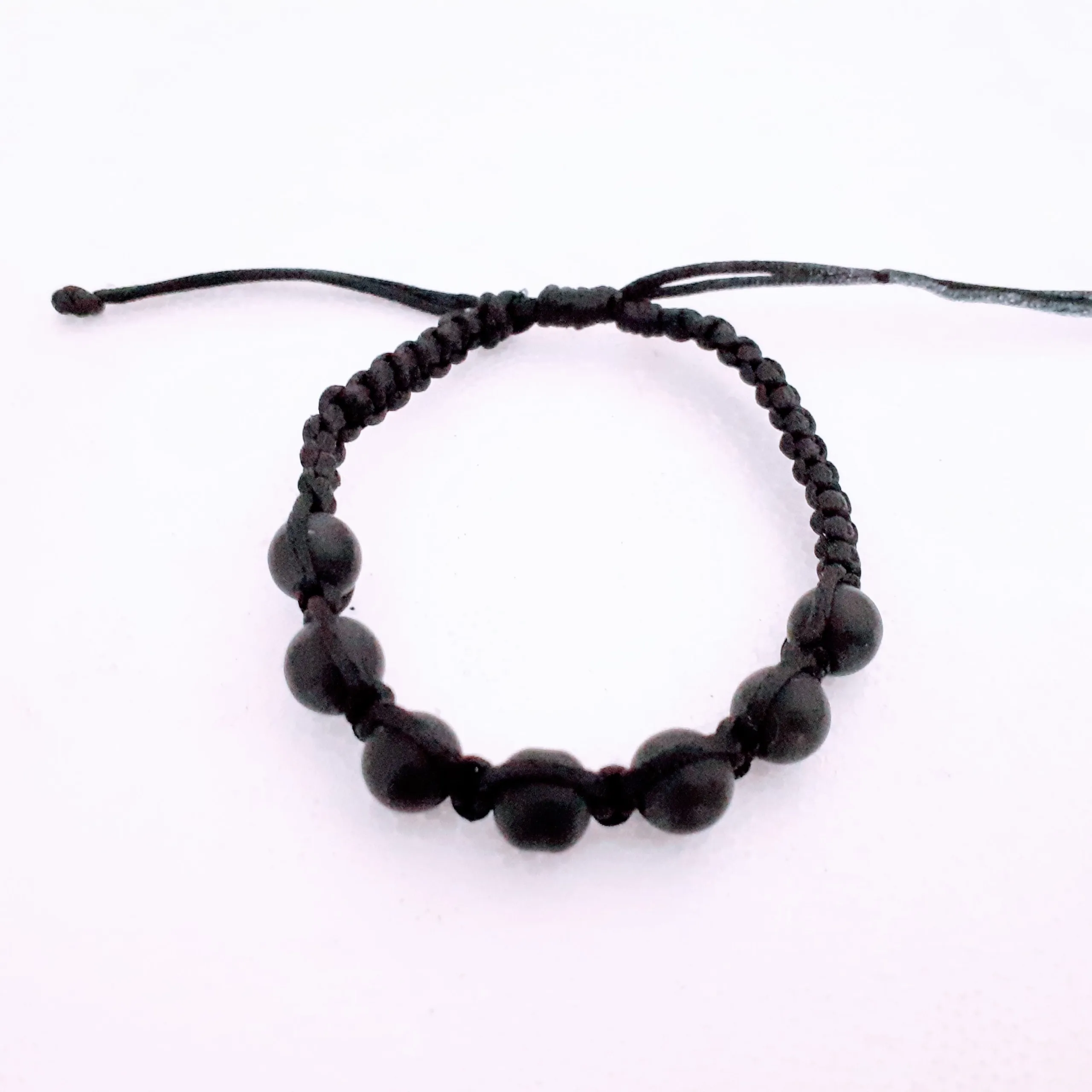 Pulseira de Shungita com cordão